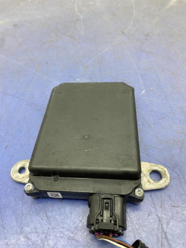 2015, 2016, 2017 Lexus LS460 Blind Spot Radar Sensor Unit - Rear, Left (Driver) (OEM)