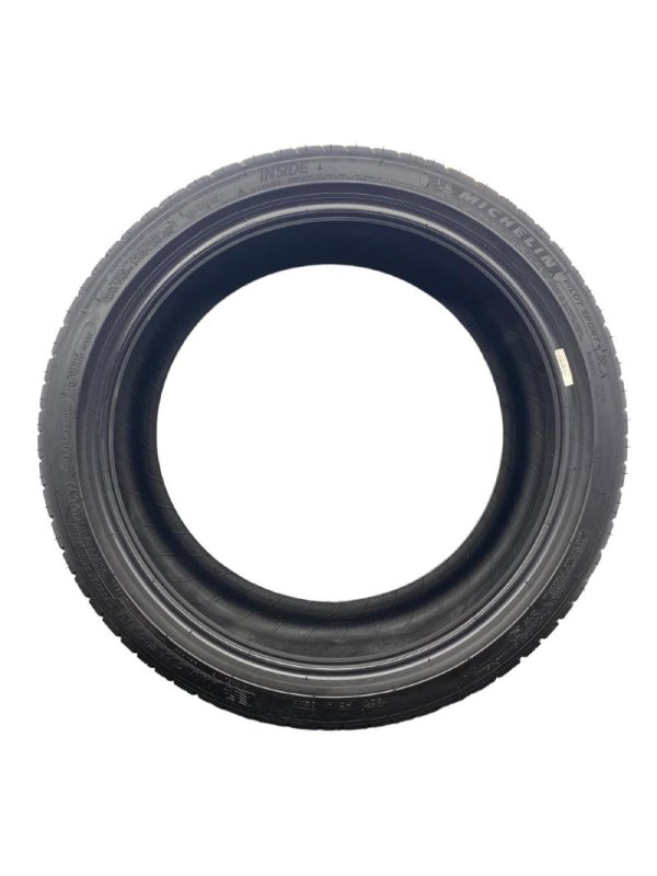 2015, 2016, 2017, 2018, 2019, 2020 Lexus GS F 255/35ZR19 Michelin Pilot Sport All Season 4 Tire (OEM)