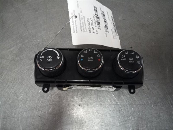 2010 Jeep Compass Automatic Temperature Control Module (OEM)