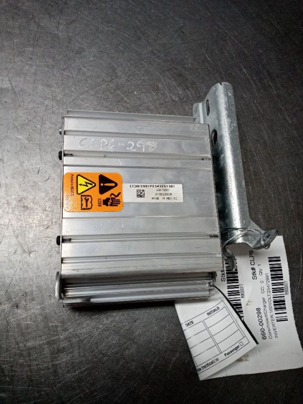 OEM 110V/120V Power Inverter Assembly for 2014, 2015 Chevrolet & GMC
