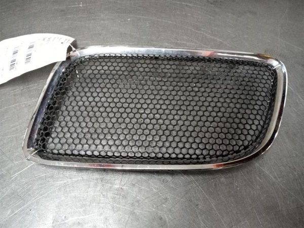 OEM Black Upper Grille for 2006, 2007, 2008, 2009 Pontiac Torrent - Left (Driver)