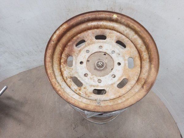 2000, 2001, 2002, 2003, 2004, 2005 Ford Excursion 16-Inch 8-Slot Steel Wheel (OEM)