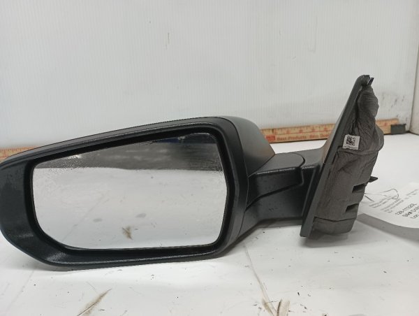 2019, 2020, 2021, 2022, 2023, 2024, 2025 Chevrolet Malibu White Power Door/Side View Mirror - Left (Driver) (OEM)