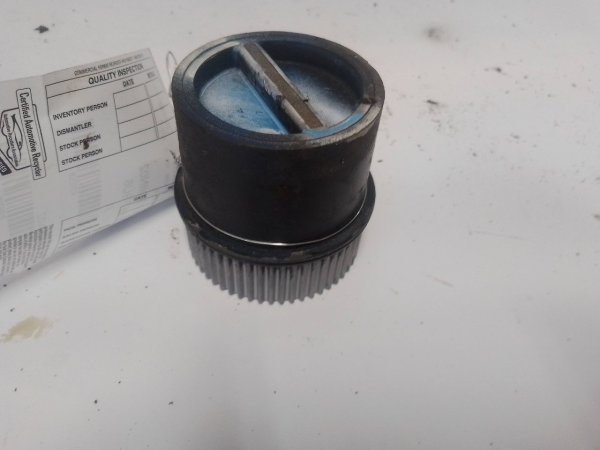 2000, 2001, 2002, 2003, 2004, 2005 Ford Excursion Manual Locking Hub Kit (OEM)