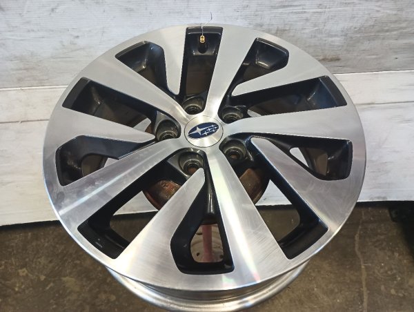 OEM 17x7 5-Spoke Machined Charcoal Alloy Wheel for 2020, 2021, 2022, 2023, 2024, 2025 Subaru Legacy
