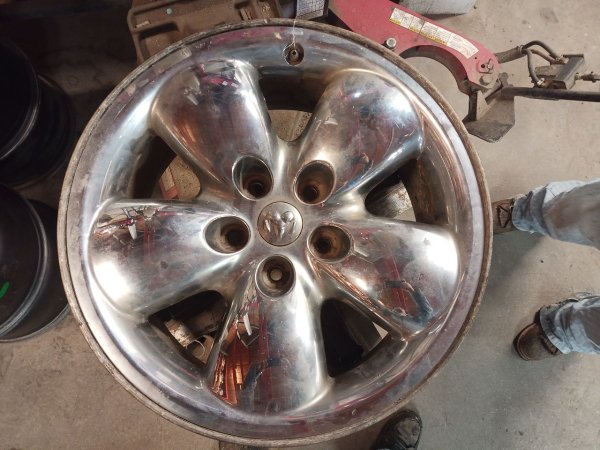 OEM Chrome 20x9 5-Spoke Polished Alloy Wheel for 2002, 2003, 2004, 2005 Dodge Ram 1500