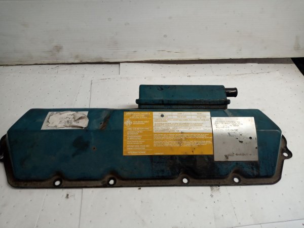 2000, 2001, 2002, 2003 Ford Excursion Engine Valve Cover with Breather (OEM)