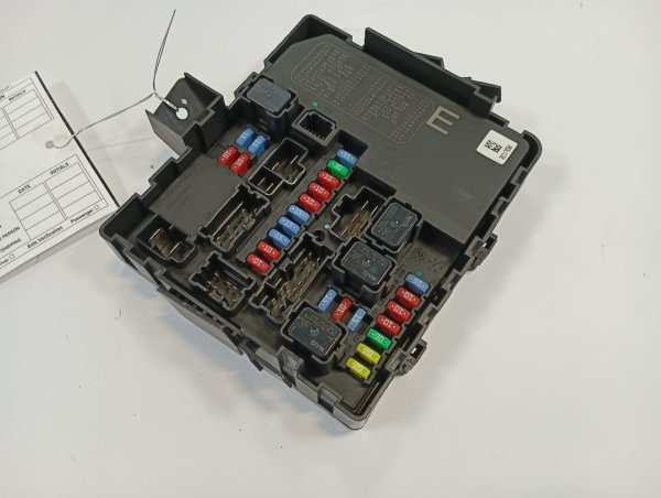 OEM Fuse Box for 2011, 2012 Nissan TITAN