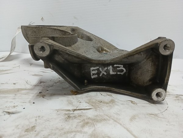 2000, 2001, 2002, 2003 Ford Excursion Power Steering Pump Bracket (OEM)