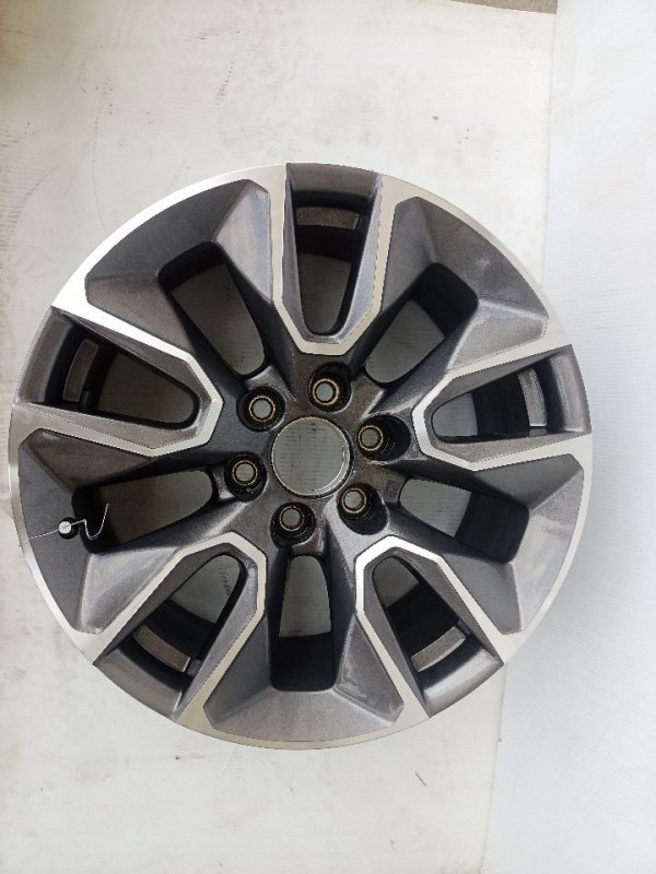 OEM 20x9 10-Spoke Machined Charcoal Alloy Wheel for 2019, 2020, 2021, 2022, 2023, 2024 Chevrolet & GMC