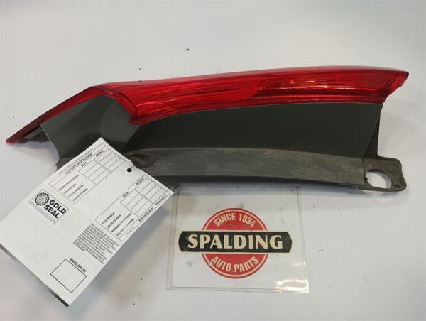 OEM Quarter Panel Mounted Taillight Assembly for 2012, 2013, 2014 Honda CR-V - Upper Right (Passenger)
