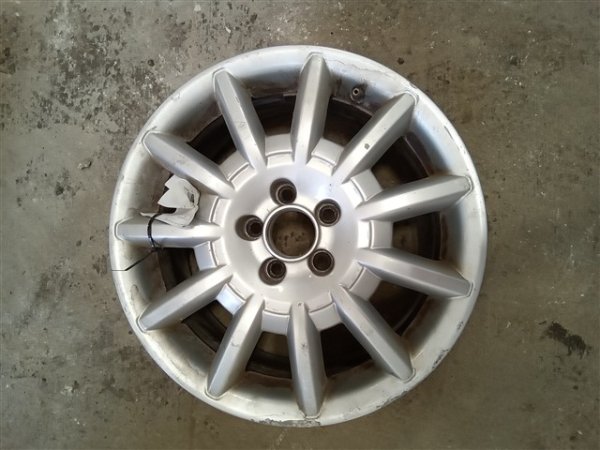 OEM 16x6.5 11-Spoke Alloy Wheel for 2002, 2003, 2004, 2005, 2006, 2007 Volkswagen Beetle